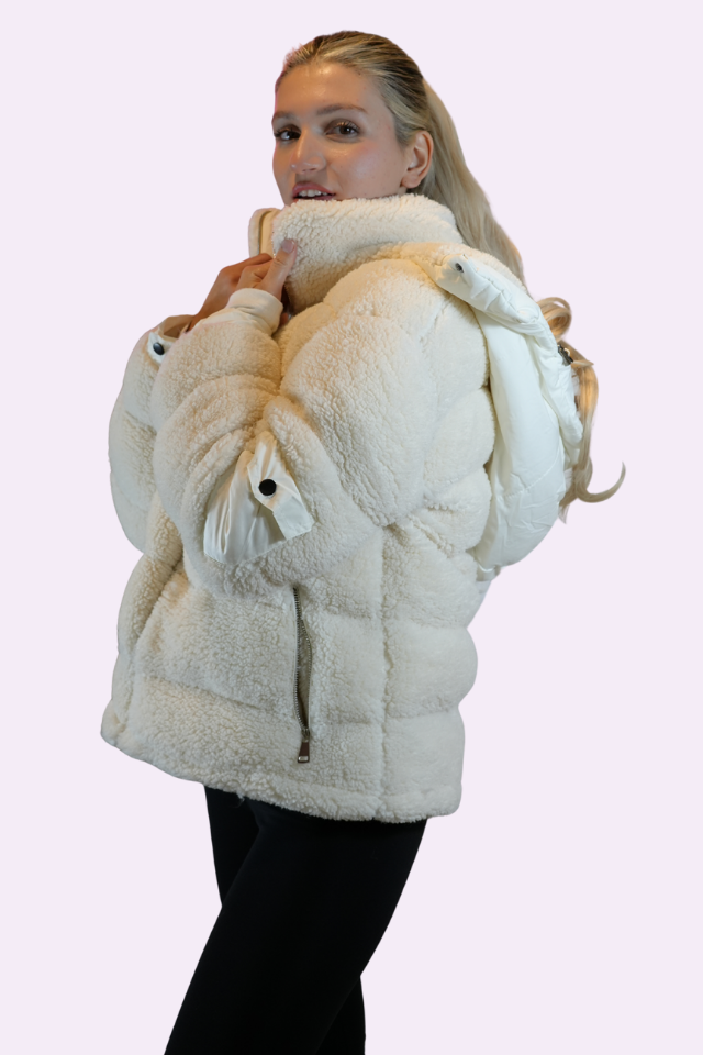 kapüşonlu krem (ekru) peluş Şişme mont kapüşonlu krem (ekru) peluş Şişme mont